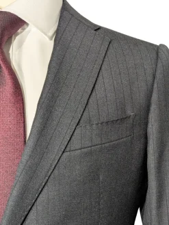 Armani Collezioni M-Line Charcoal Grey Pinstriped Notch Lapel Modern Fit 2 Button Wool Suit - 38R