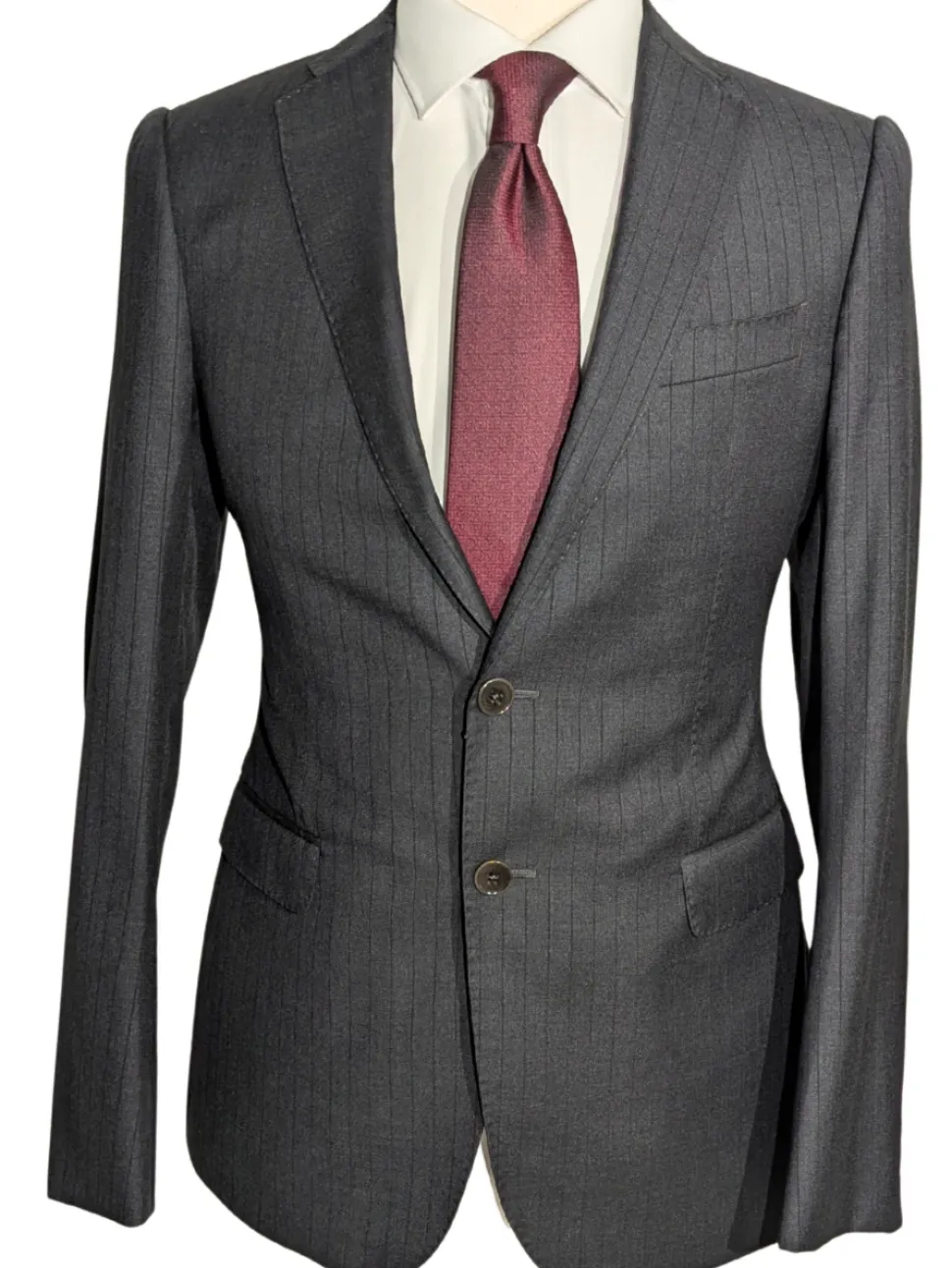Armani Collezioni M-Line Charcoal Grey Pinstriped Notch Lapel Modern Fit 2 Button Wool Suit - 38R