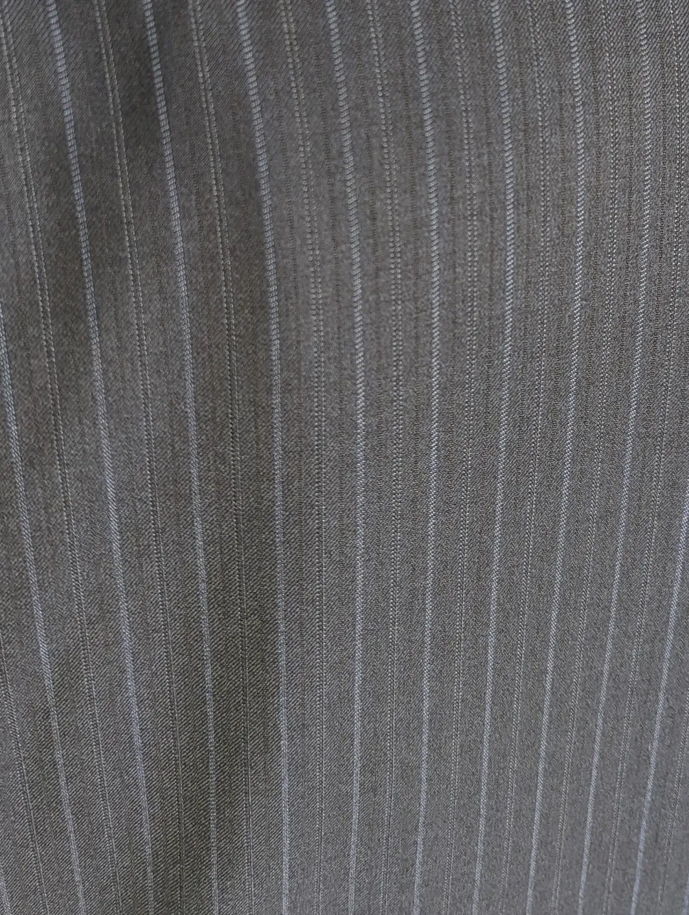 Canali Men's Navy Pinstriped 100% 3-Button Wool Suit 48L