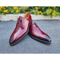 Carrucci Mens Burgundy Lace-up Oxford Leather Dress Shoes With Lug Sole