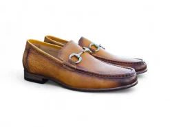 Carrucci Mens Cognac Tumble Leather Buckle Loafer Dress Shoes