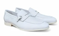 Carrucci Men's White Leather Buckle Penny Strap Loafers