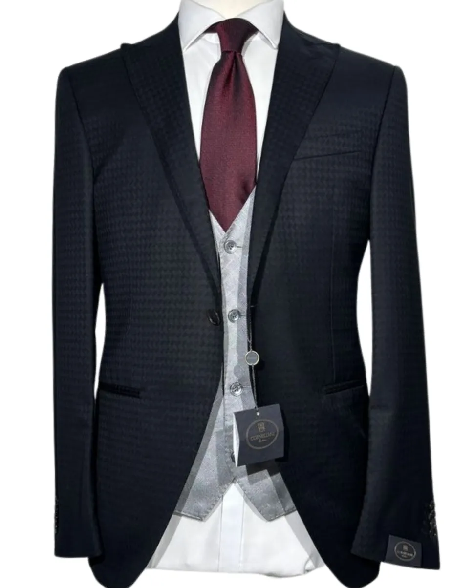 Corneliani Mens Black and Silver Mixed Pattern Fully-Canvassed Peak Lapel Classic Fit 3-Piece Wool Blend Suit - 40R