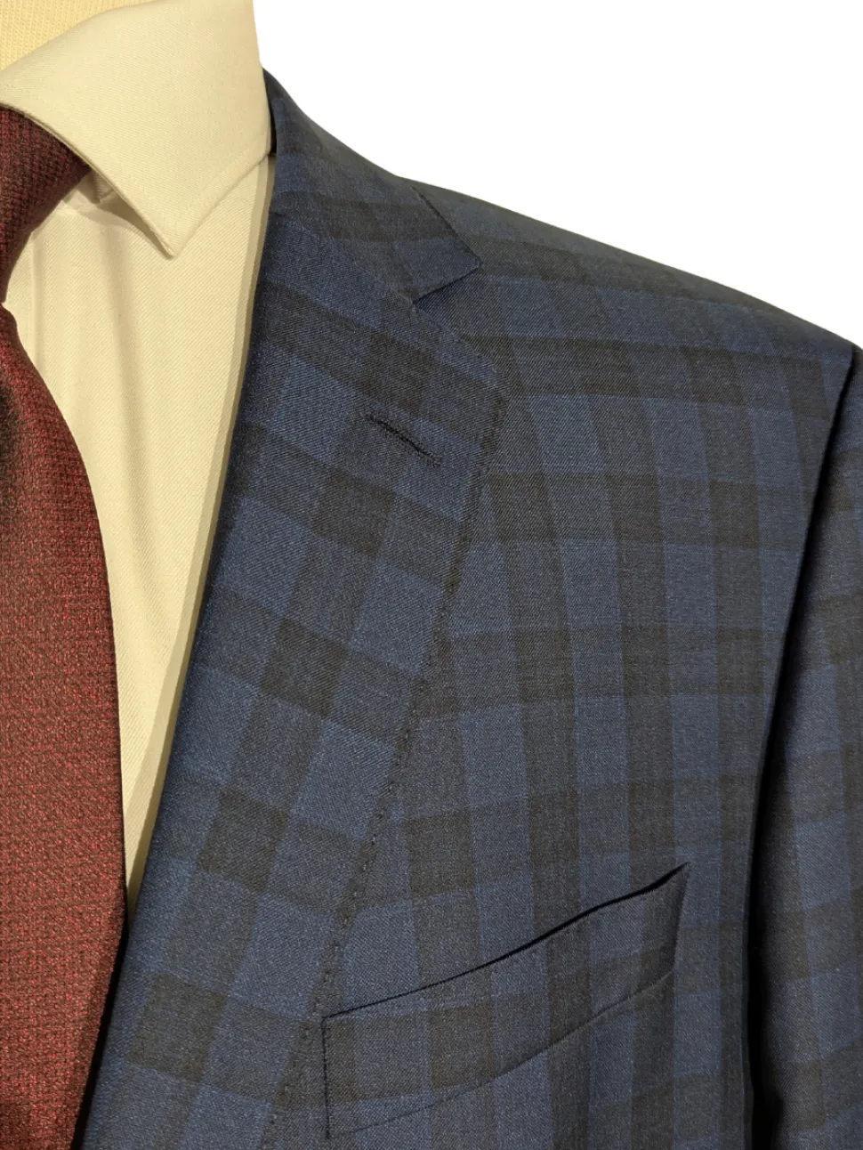 Hugo Boss Columbo Navy Blue and Black Windowpane Slim Fit Notch Lapels 2-Button Wool Silk Suit - 46R