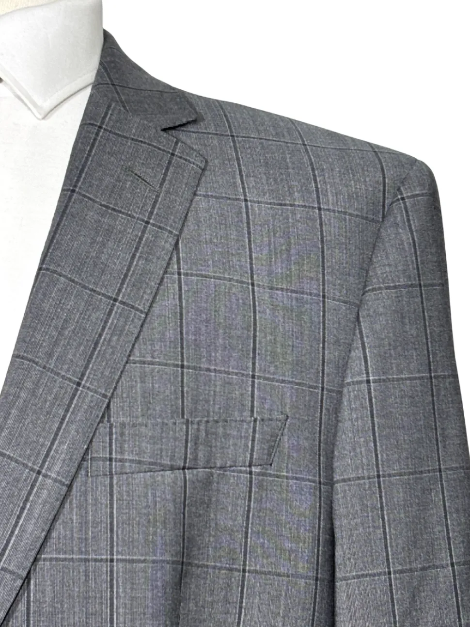 Hugo Boss Mens Gray Windowpane Notch Lapel Wool 2-Button Suit - 44R