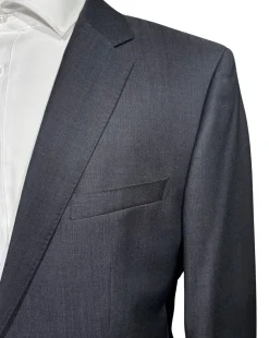 Hugo Boss Textured Charcoal Gray Notch Lapel Classic Fit Wool 2-Button Suit 40L