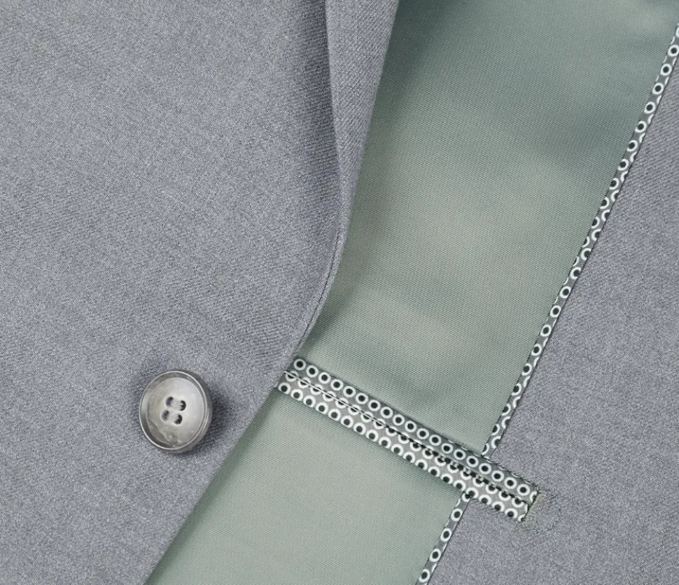Raphael Men’s Stretch Light Gray Slim Fit Notch Lapel Two Button Suit