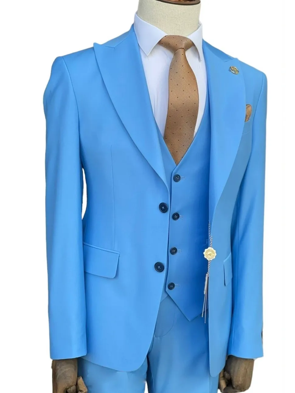 Romaster Mens Solid Light Blue Wool Blend 3 Piece Slim Fit Suit With Peak Lapels